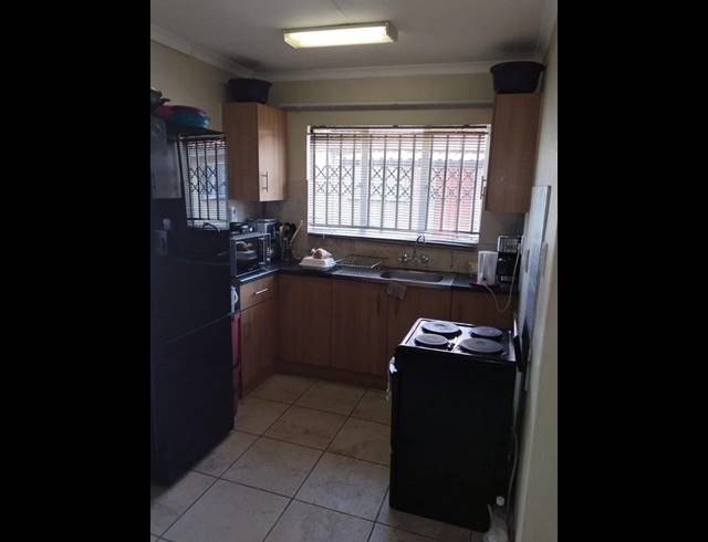 2 BEDROOM HOUSE FOR SALE IN FREEDOM PARK A